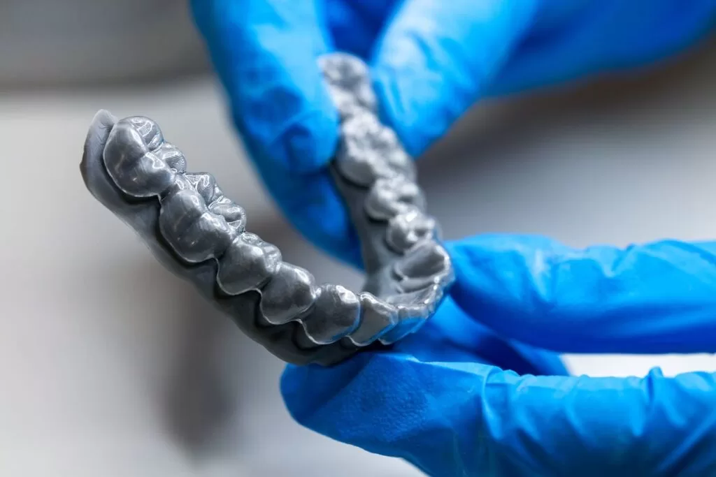 La revolución de los alineadores invisibles: 8 razones que están cambiando el mercado de la ortodoncia